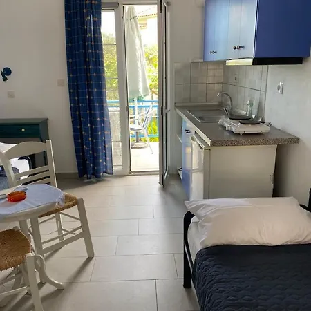 Charis Aparthotel