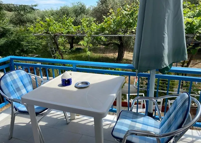 Ξενοδοχείο με διαμερίσματα Charis